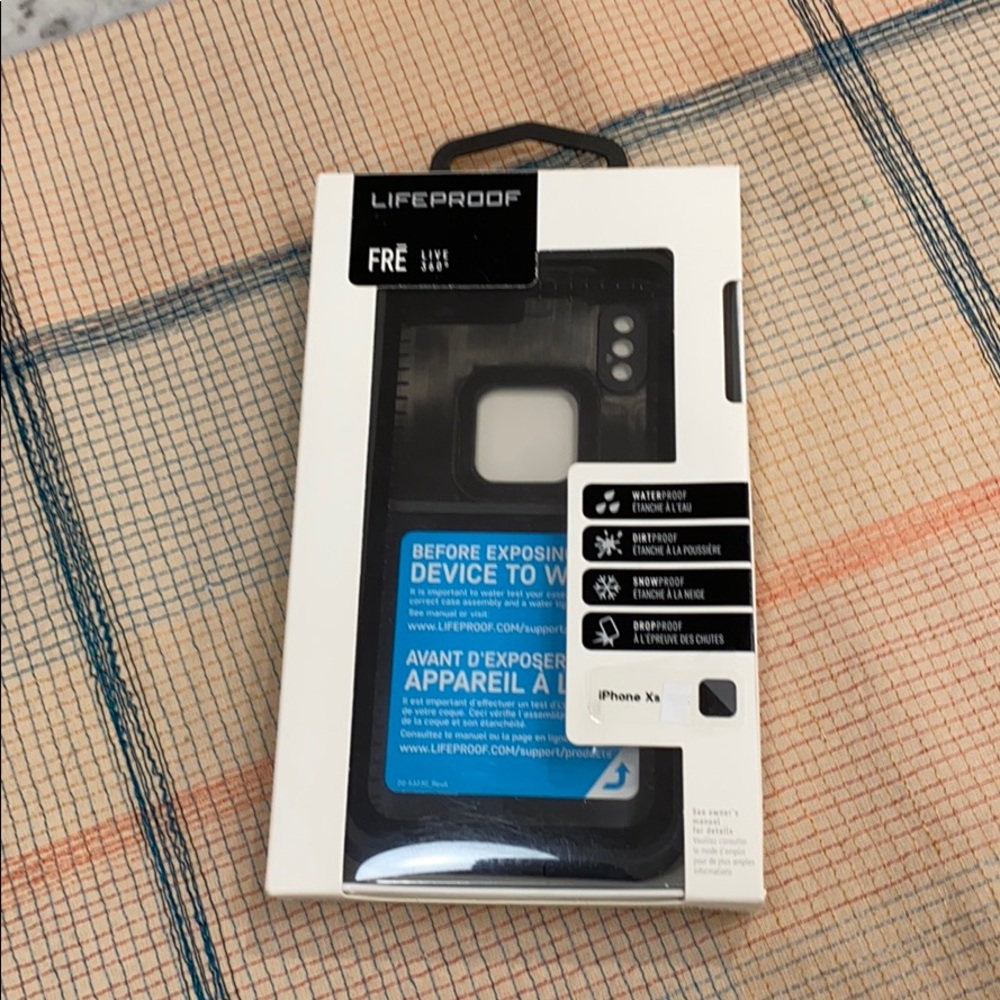 LifeProof FRE 360 waterproof IPhone Case
